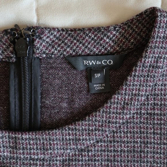 Black, Gray, and Plum Houndstooth Short Sleeve Fit and Flare Dress with Belt - Picture 6 of 11